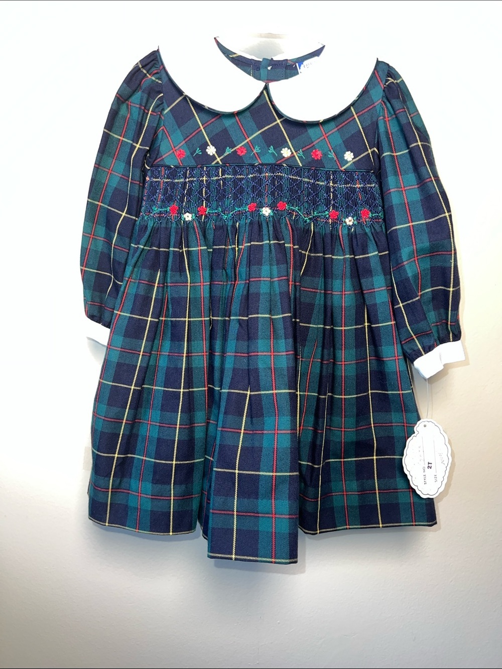 VTG Girls Green Black Watch Plaid Smocked Dress with White Collar NWT Size 2